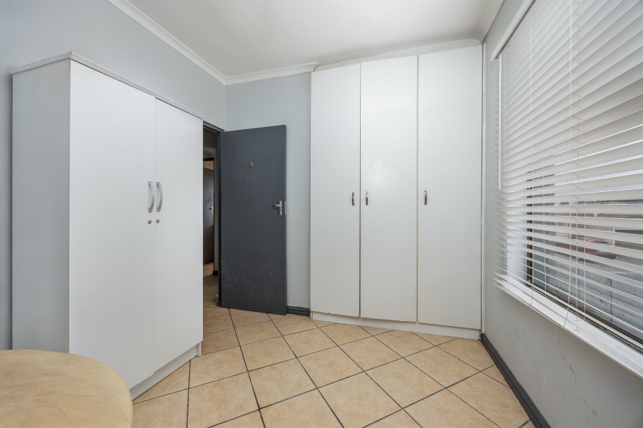 5 Bedroom Property for Sale in Hagley Western Cape